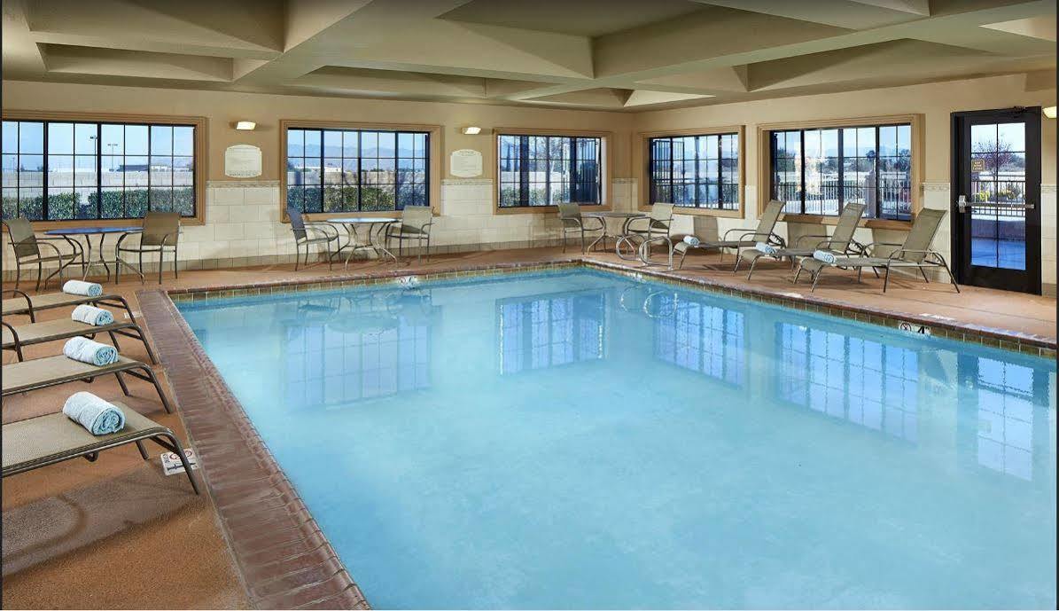 Best Western Hesperia-Victorville Suites Exteriör bild