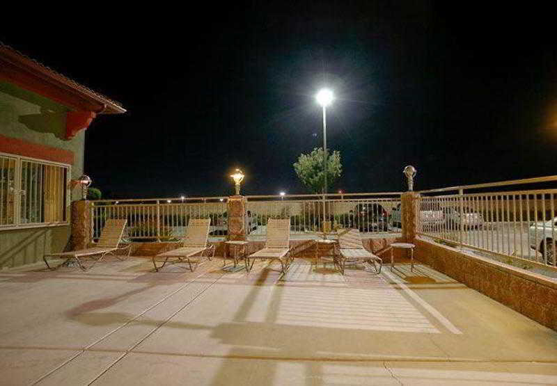 Best Western Hesperia-Victorville Suites Exteriör bild